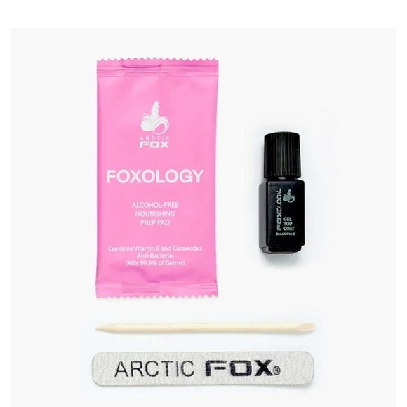 Peachy gel nail kit - Picture 5 of 6